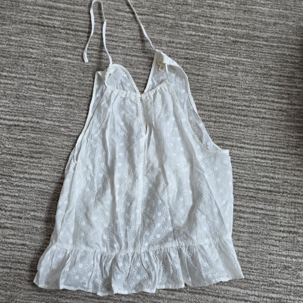 White flowy tank top with flower designs, women’s small